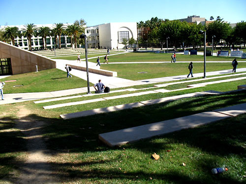 oviatt-lawn1