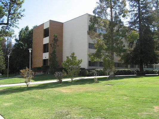 CSUN.Campus.109