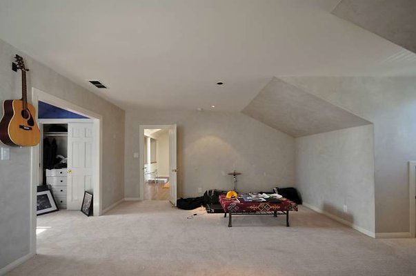 8993 bed6