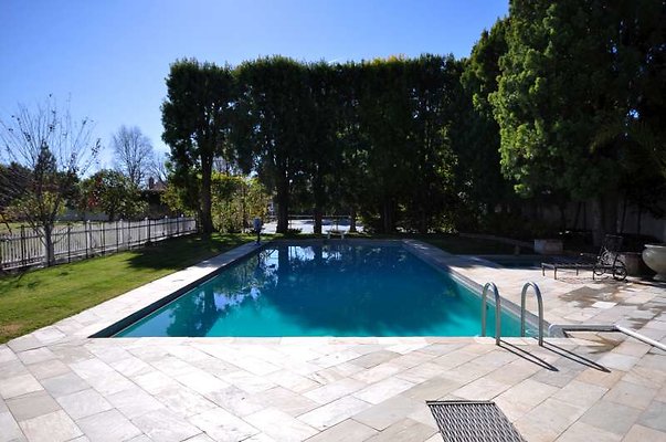 8993 pool