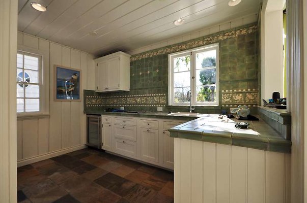 8993 poolhouse5