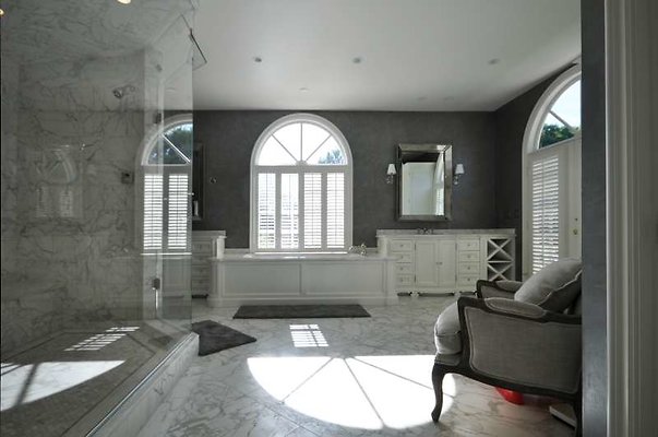 8993 bath3