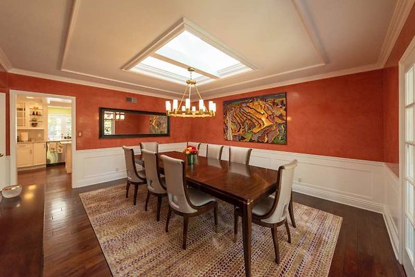 10282 dining3