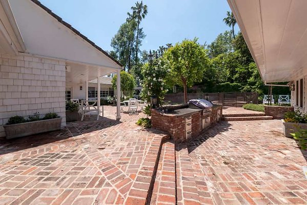 10282 patio7