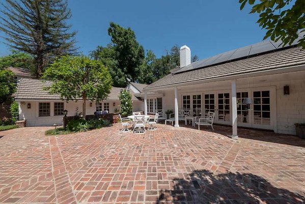 10282 patio2