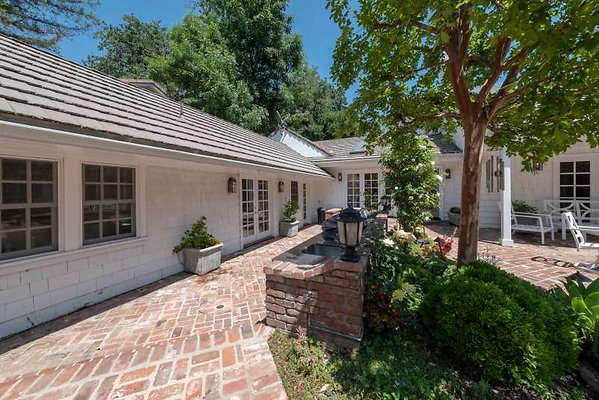 10282 patio5