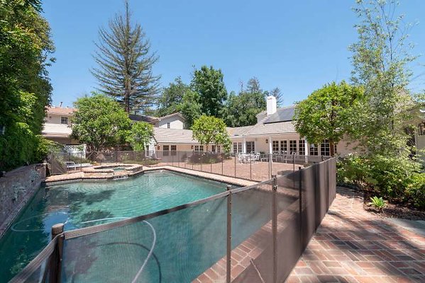 10282 pool2