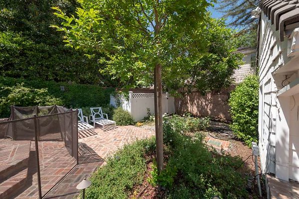10282 garden