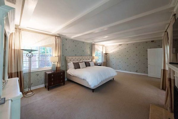 10282 bed4