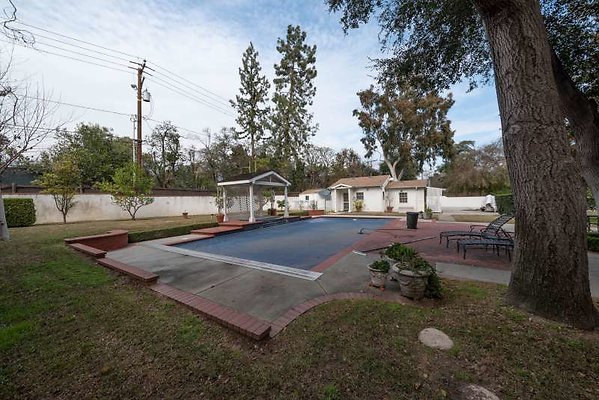 11429 pool6