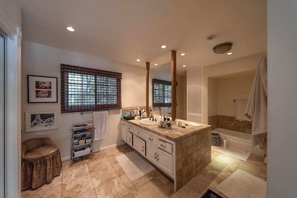 11215 bath