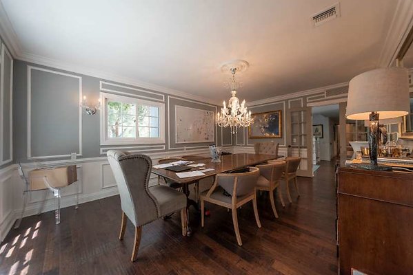 11215 dining