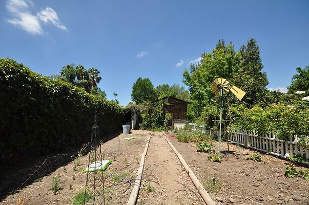 2618 garden2