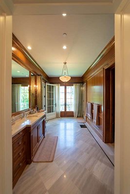12451 bath5