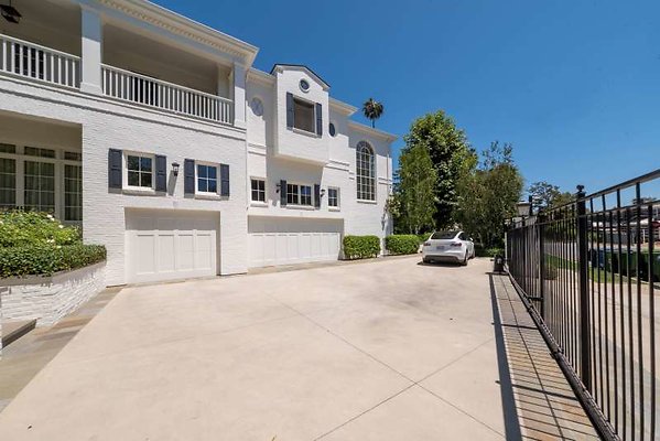 12451 drive