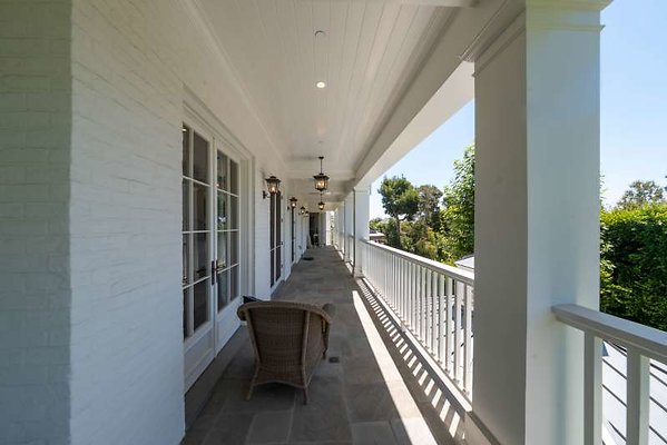 12451 balcony2