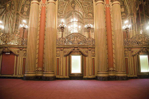 Los Angeles Theater 4