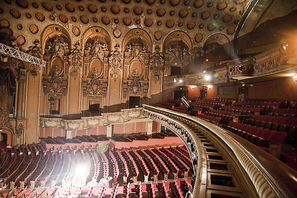 Los Angeles Theater 12