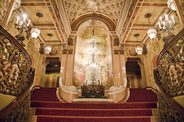 Los Angeles Theater 6