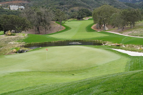 Sherwood.CC.Hole 18.052