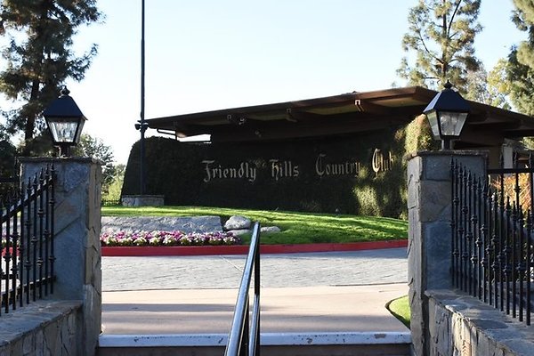 Friendly.Hills.CC.118
