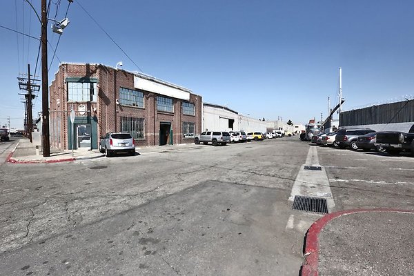 CapEq Machine Shop 1072 Weekends ONLY