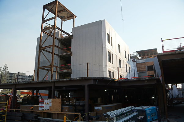 Construct-5900 Olympic Blvd..Mid.City.02
