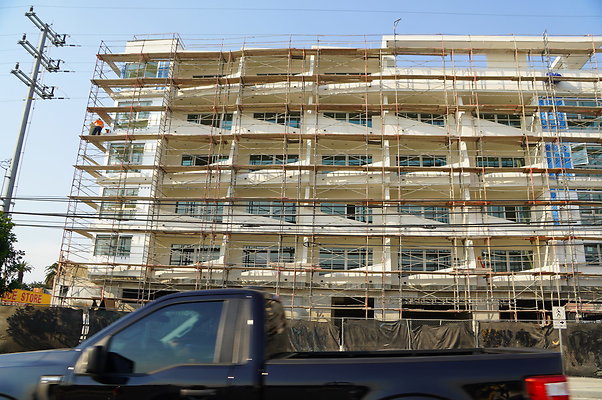 Construct Venice Glendon.WLA.03