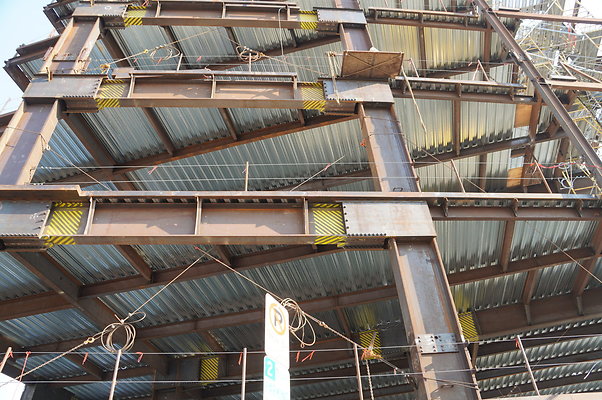 Construct-San.Vincente Orange Grove.Mid.City.05