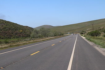 HWY 1 NORTH TOWARDS RAGGED POINT.31