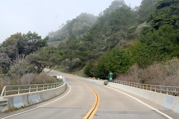 HWY 1 NORTH TOWARDS RAGGED POINT.8
