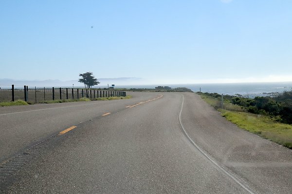 HWY 1 NORTH TOWARDS RAGGED POINT.26