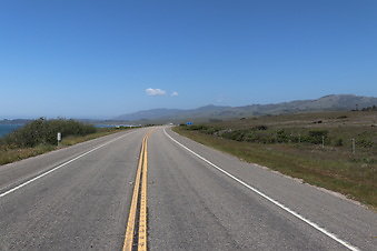 HWY 1 NORTH TOWARDS RAGGED POINT.34