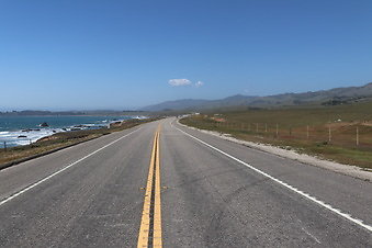 HWY 1 NORTH TOWARDS RAGGED POINT.35