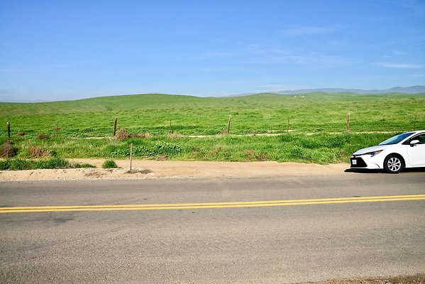 TEJON.SEBASTIAN RD NofGate.8
