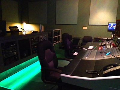 Studio-4-Green-Light-07-09-