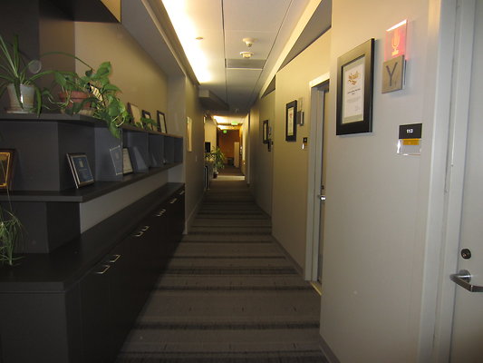 04KPCC south hallway leading to studio