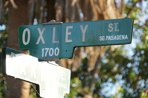 Oxley.1700.Sidewalk.SP.106