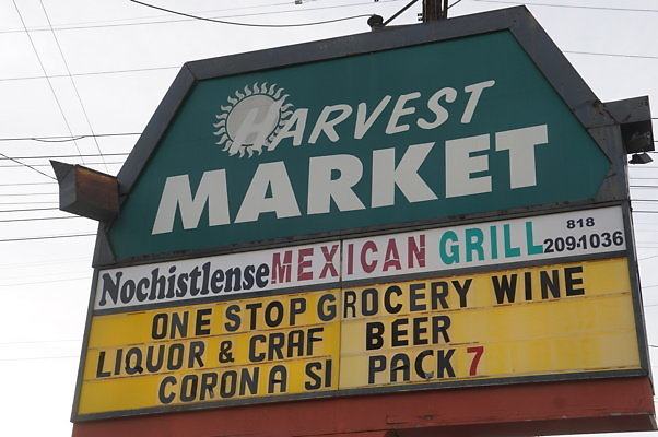 Harvest.Market.77
