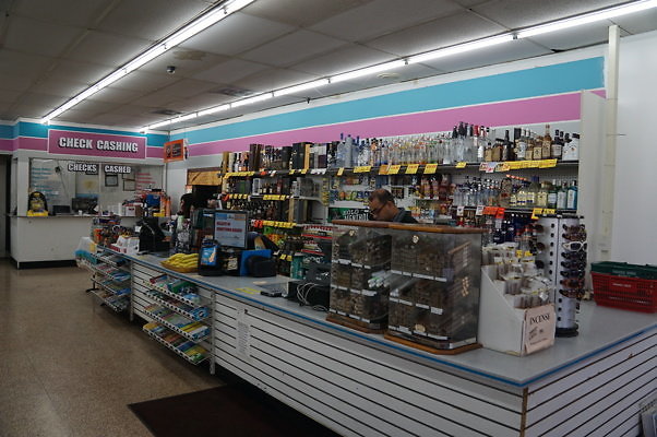 Short.Stop.Market.Woodman.61
