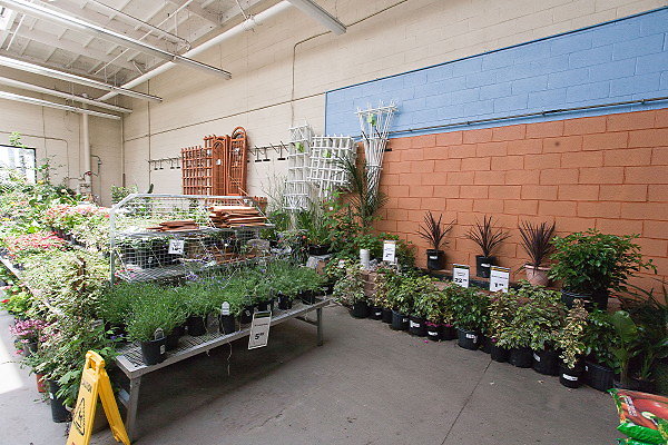 OSH VAN NUYS 061312023