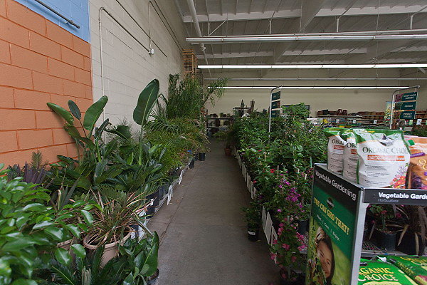 OSH VAN NUYS 061312021