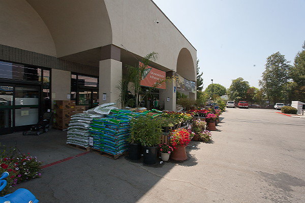 OSH VAN NUYS 061312002