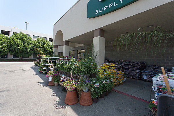 OSH VAN NUYS 061312009