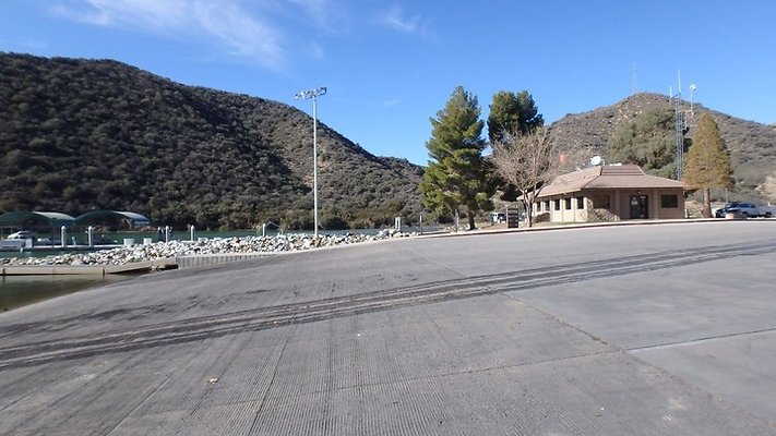 Pyramid Lake launch ramp30