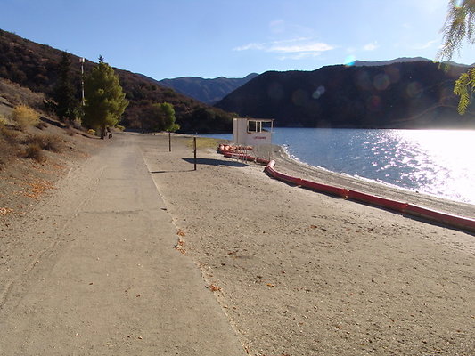 Pyra.Lake.Emigrants.101