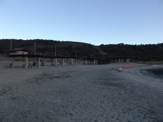 Pyra.Lake.Vaquero.Beach.02