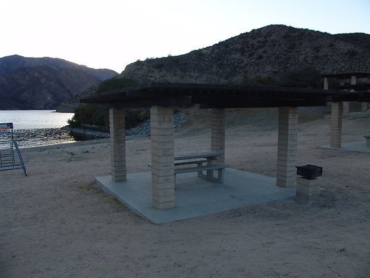 Pyra.Lake.Vaquero.Beach.19