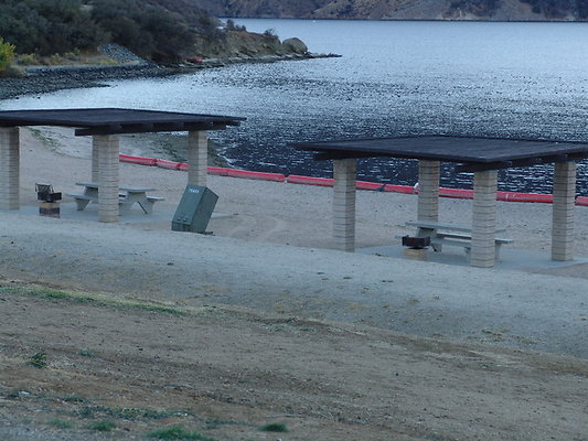 Pyra.Lake.Vaquero.Beach.35