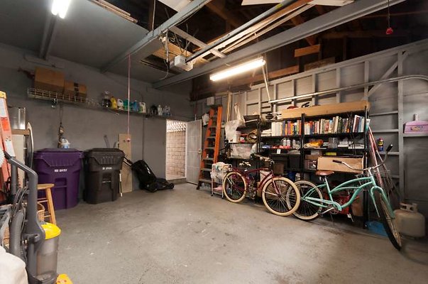 10132 garage2